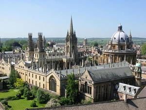 Oxford the capital of the county Oxfordshire (   )